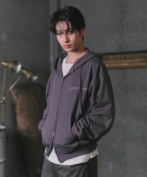 Confirm（コンファーム）の「『Confirm』 Logo Embroidery FullZIP Hoodie / 『Confirm』ロゴ刺繍フルジップパーカー ダブルジップ メンズ レディース ユニセックス（パーカー・メンズ・ブラック/スカイブルー/チャコールグレー・S/M/L）」の15枚目の写真