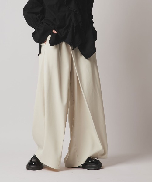 W:Huku(フーク)の「【W:Huku / ソフトタッチツイル】ラップ ワイドパンツ / Soft-Touch Twill Wrap Wide-Leg Pants(その他パンツ・レディース・ブラウン系その他/グレー系その他/ブラック/ベージュ系その他・FREE)」の1枚目の写真
