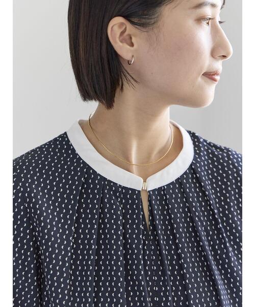 Te chichi(テチチ)の「スクエアチャームフロントタックブラウス(シャツ/ブラウス・レディース・ネイビー/キナリ/グレー/オフホワイト・F)」の14枚目の写真