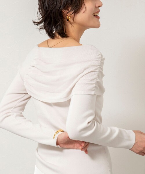 NOLLEY’S Sophi（ノーリーズソフィ）の「《手洗い可能》イレギュラーネックオフショルプルオーバー（ニット/セーター・レディース・ベビーピンク/サックスブルー/グレイッシュベージュ・38）」の2枚目の写真