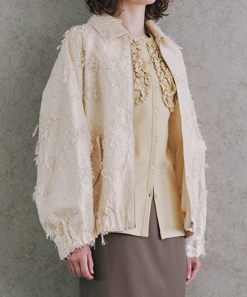 LE CIEL BLEU（ルシェルブルー）の「ジャカードボンバーブルゾン / Jacquard Bomber Blouson（ブルゾン・レディース・ブラック/アイボリー・36）」の6枚目の写真