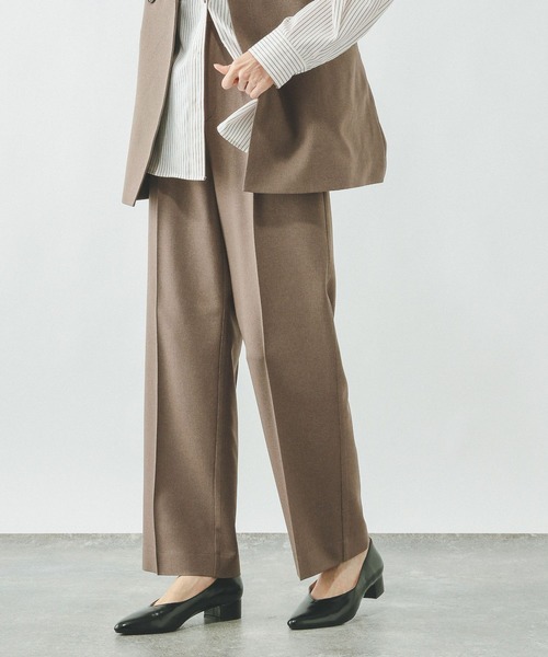 GLOBAL WORK（グローバルワーク）の「お手入れラクラクセットアップ/ストレートパンツ/600999（その他パンツ・レディース・グレイッシュベージュ/ブラック/ベージュ系その他/ネイビー/ブラウン・X-SMALL/LARGE/MEDIUM/SMALL）」の3枚目の写真