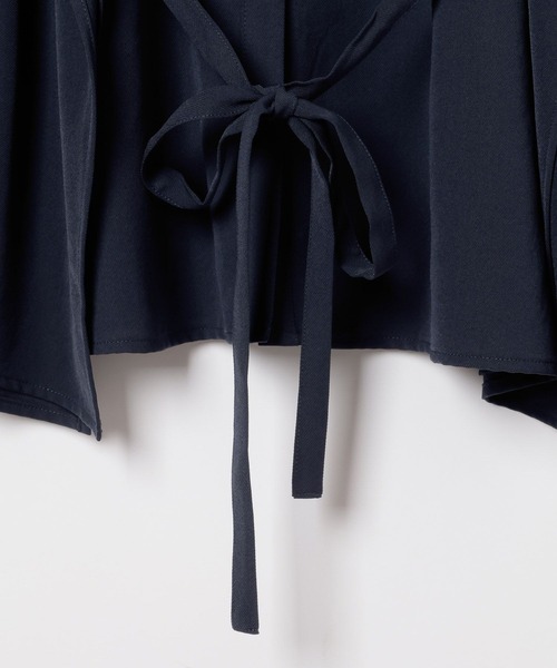 LEPSIM（レプシィム）の「マルメリウエストリボン長袖シャツ　633064（シャツ/ブラウス・レディース・ネイビー/カーキブラウン/ブラック/アイボリー・FREE）」の10枚目の写真