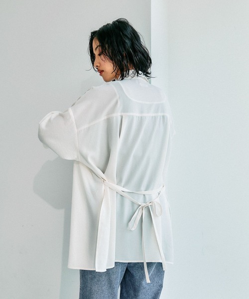 LEPSIM（レプシィム）の「マルメリウエストリボン長袖シャツ　633064（シャツ/ブラウス・レディース・ネイビー/カーキブラウン/ブラック/アイボリー・FREE）」の21枚目の写真