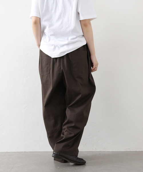 JOURNAL STANDARD LUXE(ジャーナルスタンダード ラックス)の「ラミートロピカル イージーパンツ(その他パンツ・レディース・ブラウン系その他/ブラック・FREE)」の18枚目の写真