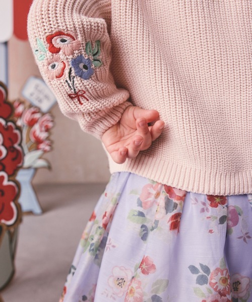 Cath Kidston(キャスキッドソン)の「キッズ 刺繍カーディガン Flower Bunch Embroidery(カーディガン/ボレロ・キッズ・ピンク・122/110/98)」の9枚目の写真