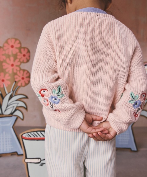 Cath Kidston(キャスキッドソン)の「キッズ 刺繍カーディガン Flower Bunch Embroidery(カーディガン/ボレロ・キッズ・ピンク・122/110/98)」の6枚目の写真