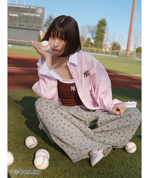 SNIDEL（スナイデル）の「【MLB】Sustainableスウェットワイドパンツ（その他パンツ・レディース・グリーン/グレー/ネイビー・1/0）」の7枚目の写真