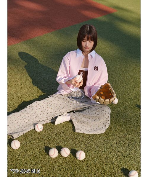 SNIDEL（スナイデル）の「【MLB】Sustainableスウェットワイドパンツ（その他パンツ・レディース・グリーン/グレー/ネイビー・1/0）」の8枚目の写真