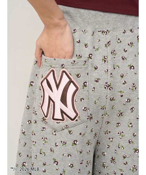 SNIDEL（スナイデル）の「【MLB】Sustainableスウェットワイドパンツ（その他パンツ・レディース・グリーン/グレー/ネイビー・1/0）」の17枚目の写真