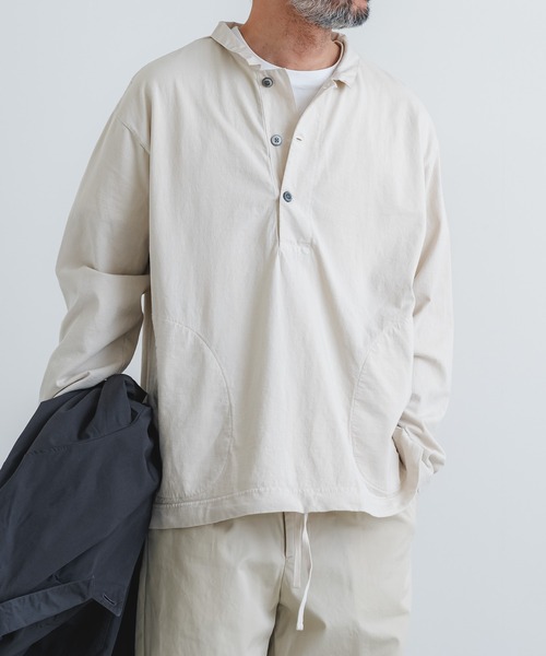 quadro（クオドロ）の「BDドライ度詰め天竺布帛コンビ衿付きP/O（Tシャツ/カットソー・メンズ・グレー/ダークネイビー/キナリ・LARGE/MEDIUM）」の22枚目の写真