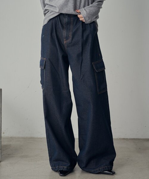 goocy（グーシー）の「デニムカーゴパンツ（デニムパンツ・レディース・ブラック/ブルー/ネイビー・MEDIUM/SMALL）」の2枚目の写真