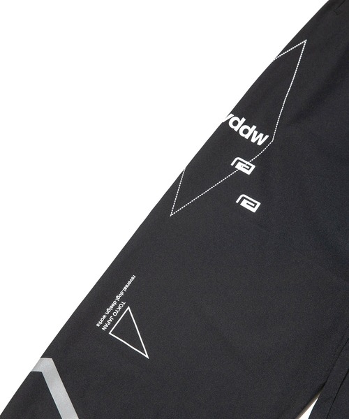 reversal.dogi.design.works(リバーサル・ドーギ・デザイン・ワークス)の「<reversal/リバーサル>4WAY DRY JOGGER PANTS(その他パンツ・メンズ・ブラック・X-LARGE/LARGE/MEDIUM)」の4枚目の写真