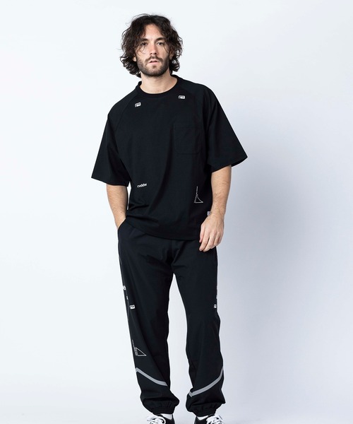 reversal.dogi.design.works(リバーサル・ドーギ・デザイン・ワークス)の「<reversal/リバーサル>4WAY DRY JOGGER PANTS(その他パンツ・メンズ・ブラック・X-LARGE/LARGE/MEDIUM)」の9枚目の写真