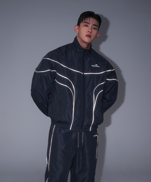 BORN TO WIN（ボーントゥウィン）の「WOVEN PIPING TRACK JACKET [NAVY]（ナイロンジャケット・メンズ・その他・1/2/4/3）」の3枚目の写真