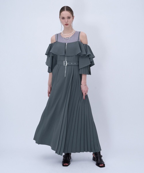 HARE(ハレ)の「【2WAYで着れる】オフショルZIPプリーツワンピース(HARE)(ワンピース・レディース・ブルー/ブラック/ベージュ・FREE)」の20枚目の写真