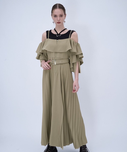 HARE(ハレ)の「【2WAYで着れる】オフショルZIPプリーツワンピース(HARE)(ワンピース・レディース・ブルー/ブラック/ベージュ・FREE)」の15枚目の写真