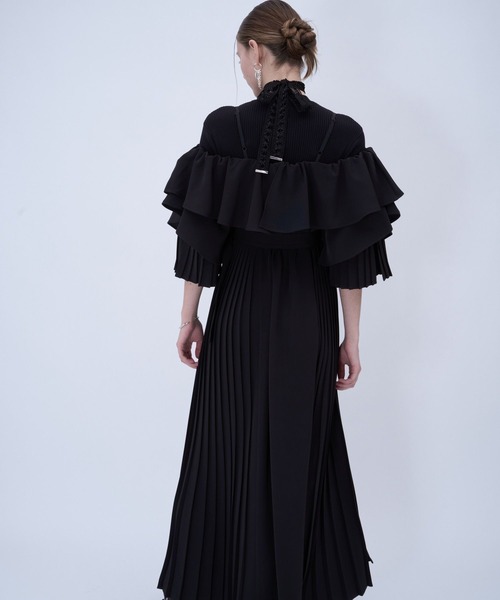 HARE(ハレ)の「【2WAYで着れる】オフショルZIPプリーツワンピース(HARE)(ワンピース・レディース・ブルー/ブラック/ベージュ・FREE)」の14枚目の写真