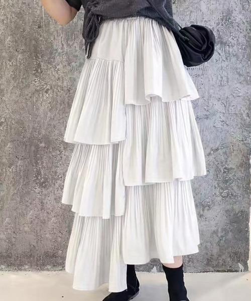by LEGNA(バイレグナ)の「段プリーツティアードスカート(スカート・レディース・ブラウン系その他/ブラック/ホワイト・FREE)」の2枚目の写真
