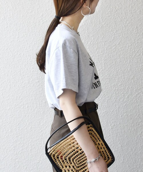 SHIPS any（シップス エニィ）の「GULFCOAST SPORTSWEAR:〈洗濯機可能〉ヴィンテージ ライク グラフィック TEE（Tシャツ/カットソー・レディース・ホワイト/ライトグレー/ブラウン/グリーン/ネイビー・ONE SIZE）」の16枚目の写真
