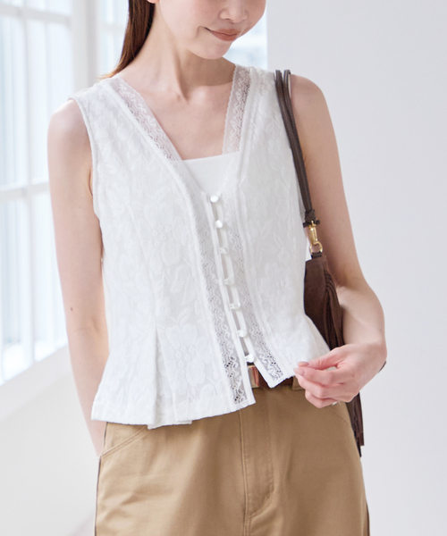 U by SPICK&SPAN(ユーバイスピックアンドスパン)の「メッシュレースタンクブラウス(シャツ/ブラウス・レディース・ホワイト/ブラック・FREE)」の5枚目の写真