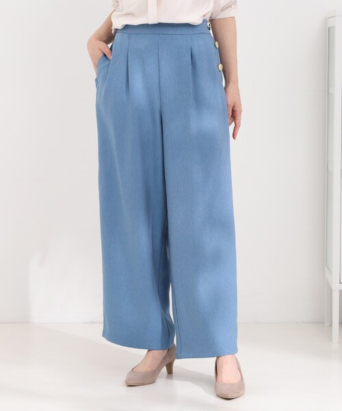 SHOO・LA・RUE（シューラルー）の「サイドボタンデニム風ワイドパンツ（その他パンツ・レディース・ブルー/ブラック/ベージュ/ネイビー・01/02/03/04）」の13枚目の写真