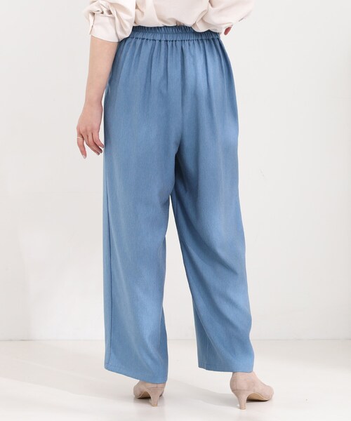 SHOO・LA・RUE（シューラルー）の「サイドボタンデニム風ワイドパンツ（その他パンツ・レディース・ブルー/ブラック/ベージュ/ネイビー・01/02/03/04）」の14枚目の写真