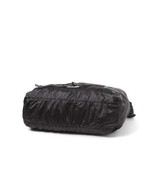 niko and...（ニコアンド）の「《A4サイズ収納可能》パッカブル2WAYボストンバッグ（ボストンバッグ・レディース・ブルー/アイボリー/ブラック・0）」の8枚目の写真