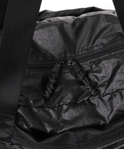 niko and...（ニコアンド）の「《A4サイズ収納可能》パッカブル2WAYボストンバッグ（ボストンバッグ・レディース・ブルー/アイボリー/ブラック・0）」の10枚目の写真