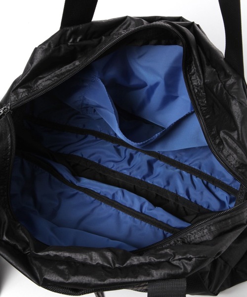 niko and...（ニコアンド）の「《A4サイズ収納可能》パッカブル2WAYボストンバッグ（ボストンバッグ・レディース・ブルー/アイボリー/ブラック・0）」の19枚目の写真