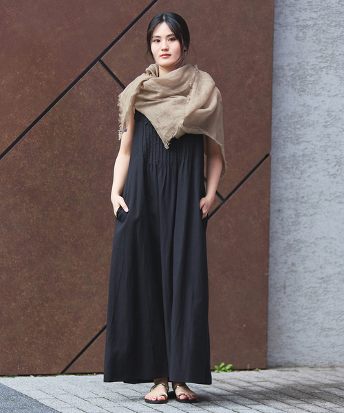 IENA（イエナ）の「NIMNIMDUAI/ニムニムデュアイ PLAIN GAUZE STOLE ストール（ストール/ショール・レディース・ブラウン/キャメル/ピンク/ベージュ/ブルー系その他/オレンジ・FREE）」の17枚目の写真
