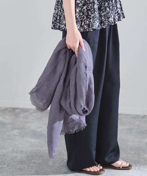 IENA（イエナ）の「NIMNIMDUAI/ニムニムデュアイ PLAIN GAUZE STOLE ストール（ストール/ショール・レディース・ブラウン/キャメル/ピンク/ベージュ/ブルー系その他/オレンジ・FREE）」の13枚目の写真