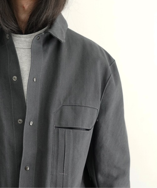 OPPOSE DUALITY（オポーズデュアリティ）の「OPPOSE DUALITY 6Pocket Panel Denim Jacket（デニムジャケット・メンズ・ダークグレー・46/44）」の2枚目の写真