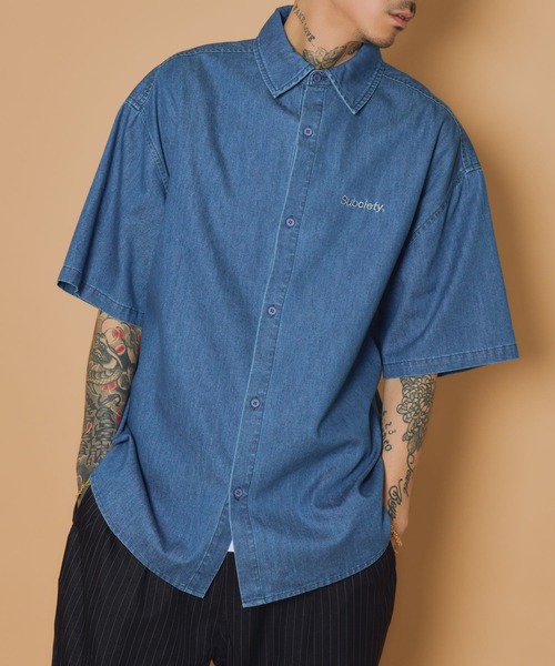 Свободная джинсовая рубашка (Loose fit denim shirt)