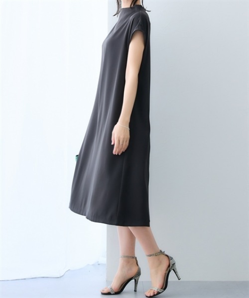 7days Life Styling（セブンデイズライフスタイリング）の「美極とろみ素材　ハイネックワンピース（ワンピース・レディース・チャコール/ライトグレー・LL/L/M/S）」の5枚目の写真