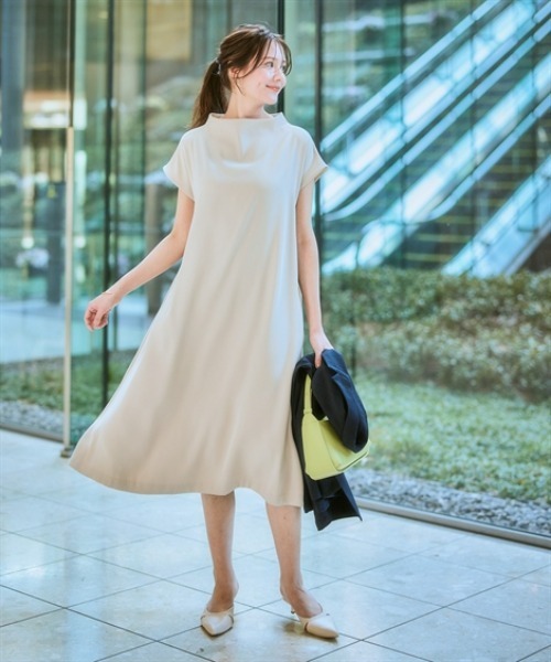 7days Life Styling（セブンデイズライフスタイリング）の「美極とろみ素材　ハイネックワンピース（ワンピース・レディース・チャコール/ライトグレー・LL/L/M/S）」の14枚目の写真