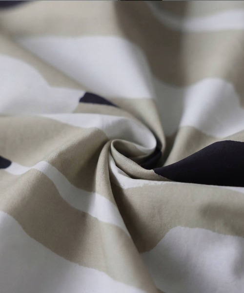 antiqua(アンティカ)の「綿100% ストライプ柄 シャツ(シャツ/ブラウス・レディース・ブラック/ベージュ・ONESIZE)」の15枚目の写真