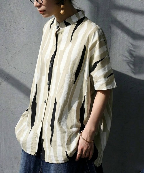 antiqua(アンティカ)の「綿100% ストライプ柄 シャツ(シャツ/ブラウス・レディース・ブラック/ベージュ・ONESIZE)」の7枚目の写真