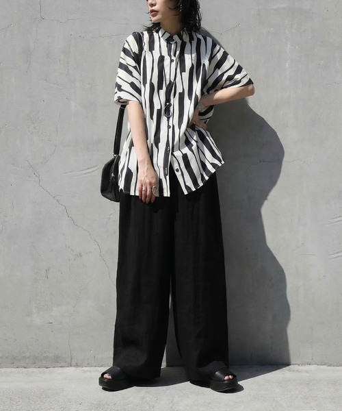 antiqua(アンティカ)の「綿100% ストライプ柄 シャツ(シャツ/ブラウス・レディース・ブラック/ベージュ・ONESIZE)」の16枚目の写真