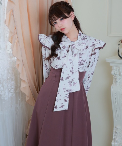 Anely(アネリー)の「花柄 ボウタイ リボン ドッキング ロング ワンピース(ワンピース・レディース・ブラック/チャコールグレー/ネイビー・FREE)」の10枚目の写真