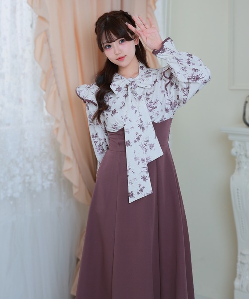 Anely(アネリー)の「花柄 ボウタイ リボン ドッキング ロング ワンピース(ワンピース・レディース・ブラック/チャコールグレー/ネイビー・FREE)」の12枚目の写真