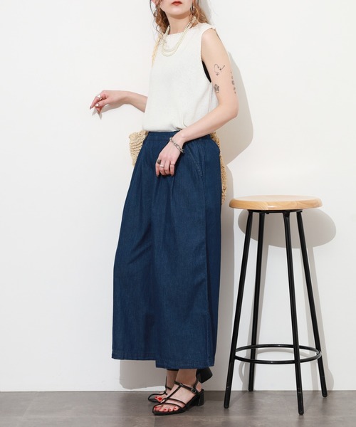 atONE（アットワン）の「エアリーデニム前タックワイドパンツ（デニムパンツ・レディース・ネイビー/ワンウォッシュ・M/L/LL/3L/4L）」の16枚目の写真