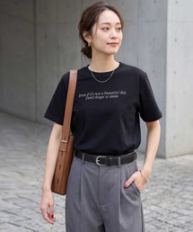 STYLE DELI（スタイルデリ）の「スモールメッセージロゴTシャツ（Tシャツ/カットソー）」