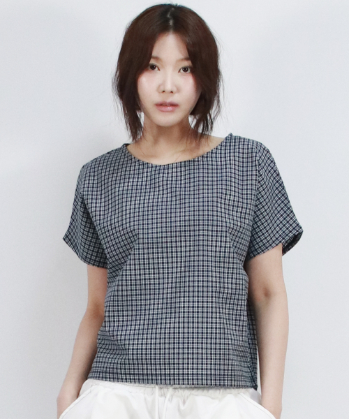 DEMARC(ドゥマーク)の「checkered mini French short-sleeved shirt Blue(Tシャツ/カットソー・レディース・ブルー・SMALL/MEDIUM)」の3枚目の写真