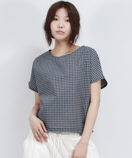 DEMARC(ドゥマーク)の「checkered mini French short-sleeved shirt Blue(Tシャツ/カットソー・レディース・ブルー・SMALL/MEDIUM)」の4枚目の写真