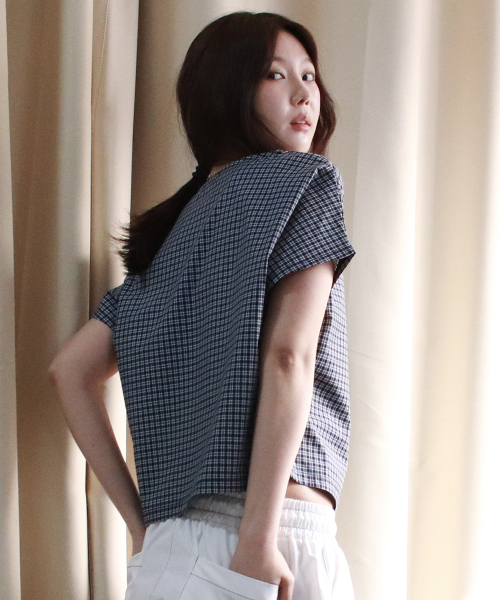 DEMARC(ドゥマーク)の「checkered mini French short-sleeved shirt Blue(Tシャツ/カットソー・レディース・ブルー・SMALL/MEDIUM)」の7枚目の写真