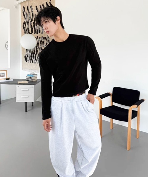 NOWLE(ノウル)の「【NOWLE】タイトフィット エッセンシャル クルーネック ボックス ロンT(Tシャツ/カットソー・メンズ・グレー/ブラック・X-LARGE/LARGE/MEDIUM/SMALL)」の18枚目の写真