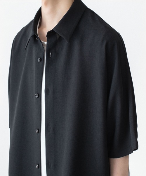 ATTACHMENT（アタッチメント）の「【 LIMITED 】PE ライトトロピカル ドルマンスリーブ レギュラーカラーシャツ S/S / PE LIGHT TROPICAL DOLMAN SLEEVE REGULAR COLLAR SHIRT S/S（シャツ/ブラウス・メンズ・グレー/ライトブルー/ブラック・4/3/2/1）」の20枚目の写真