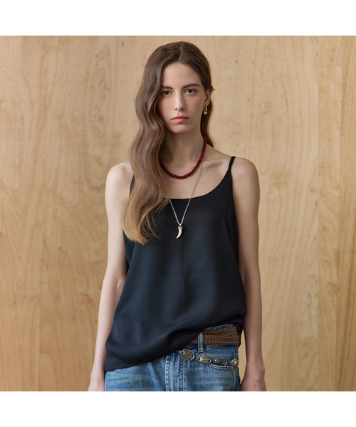 MAXZA(マージャコレクション)の「ラウンドVネックシフォンクレープスリーブレストップス(Tシャツ/カットソー・レディース・ベージュ/ブラウン/レッド/ホワイト/ブラック/バイオレット/グレー・FREE)」の2枚目の写真