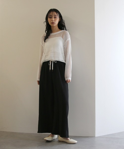 No one knows（ノーワンノーズ）の「ZOZO限定 透かし編みニットプルオーバー(インナー付き)2点セット（アンサンブル・レディース・ブラック/ホワイト・FREE）」の11枚目の写真